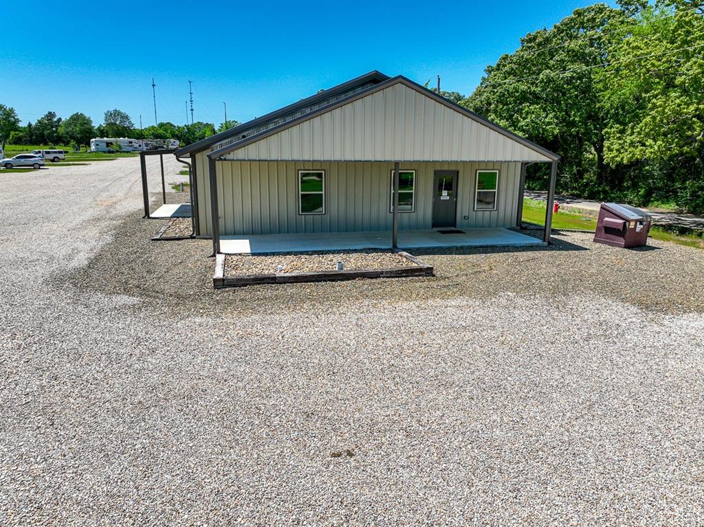 1500 Roebuck Road Property Photo 17
