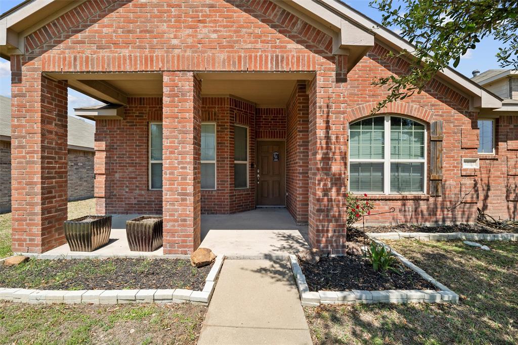 1841 Pioneer Way Property Photo