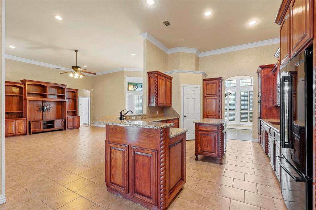 210 Deer Creek Drive Property Photo 7