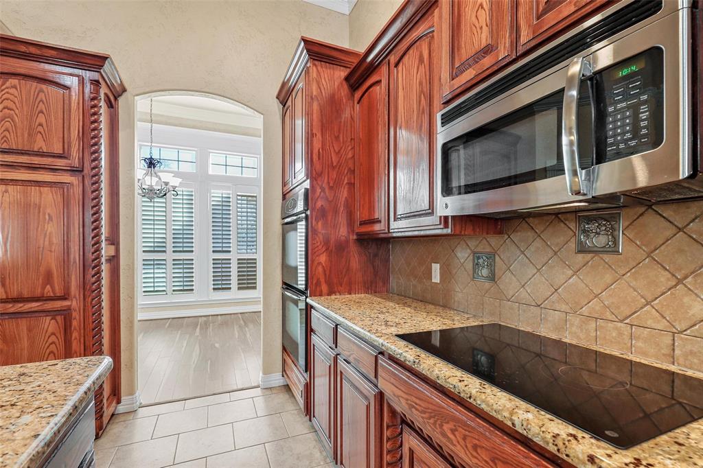 210 Deer Creek Drive Property Photo 10