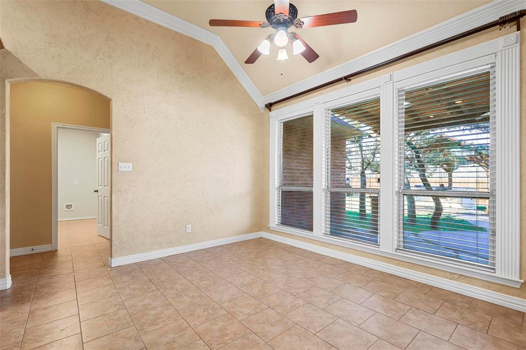 210 Deer Creek Drive Property Photo 14