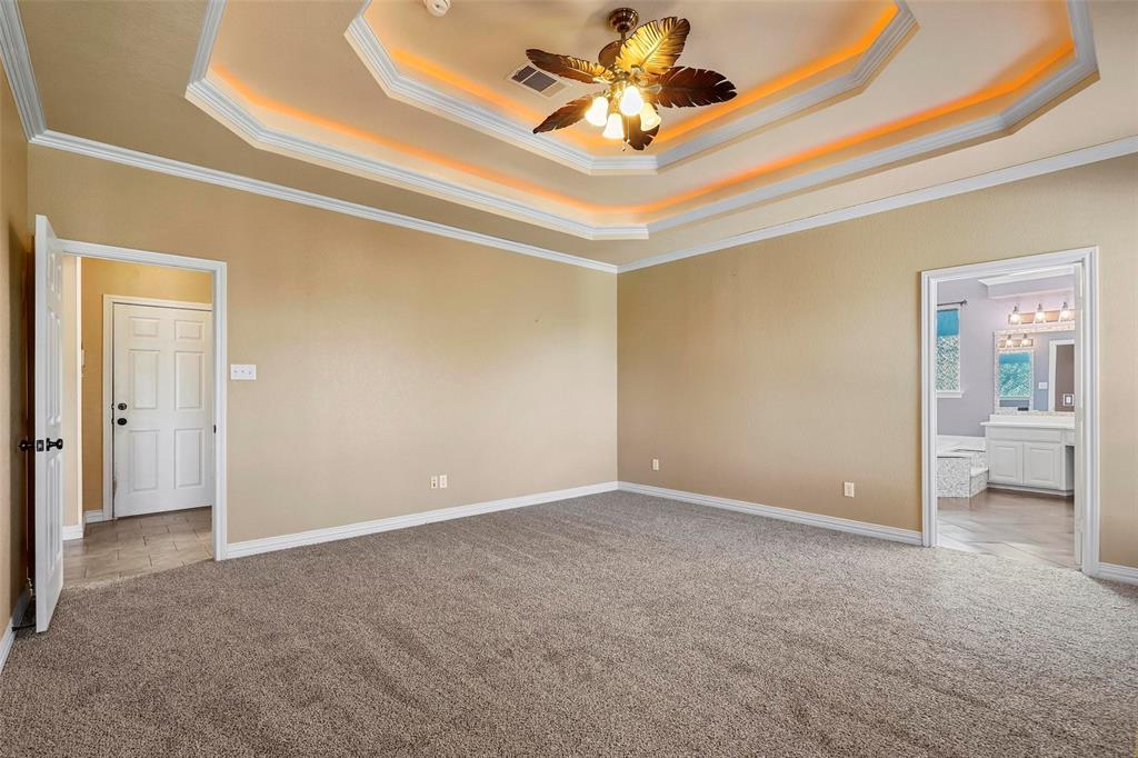 210 Deer Creek Drive Property Photo 18