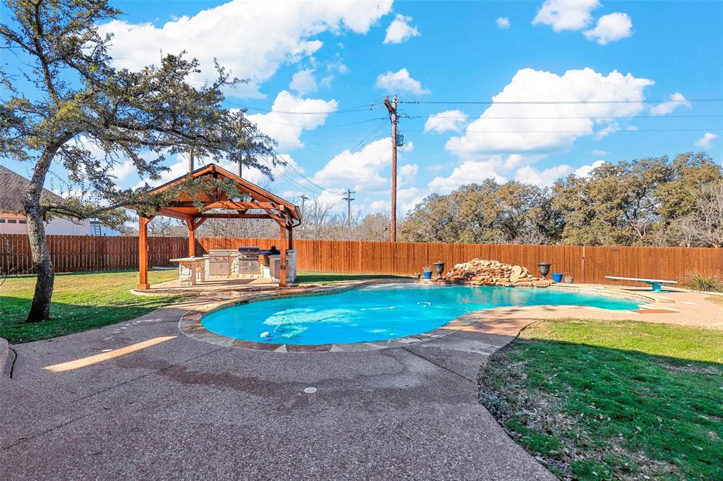 210 Deer Creek Drive Property Photo 34