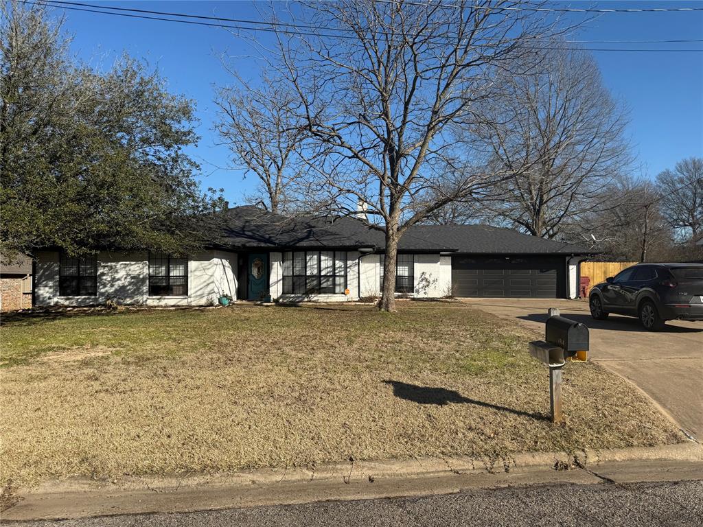 1050 Post Oak Lane Property Photo