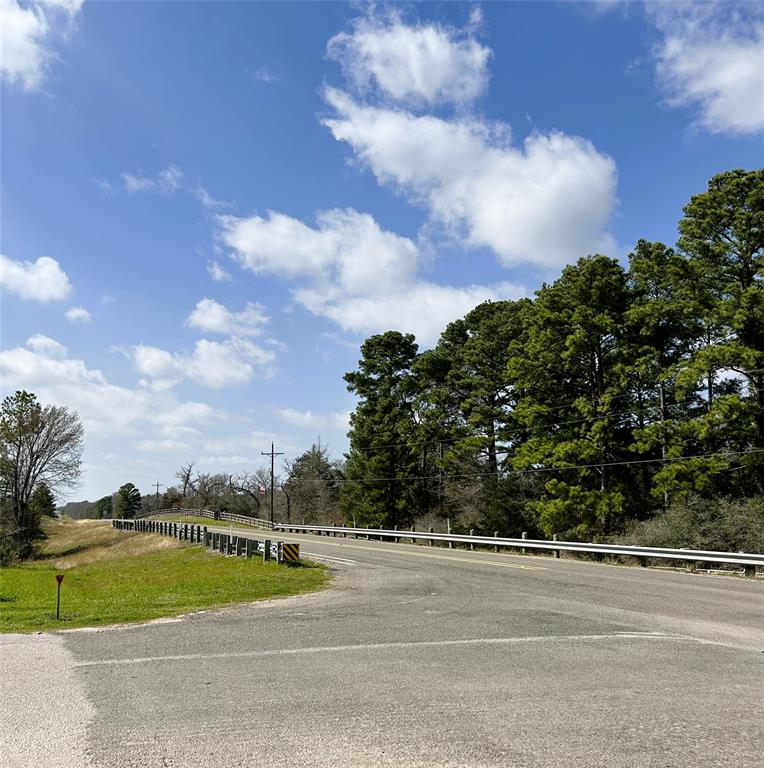 Fields Store Real Estate Listings Main Image