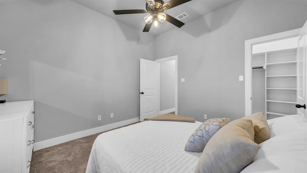 1005 Paradise Parkway Property Photo 32