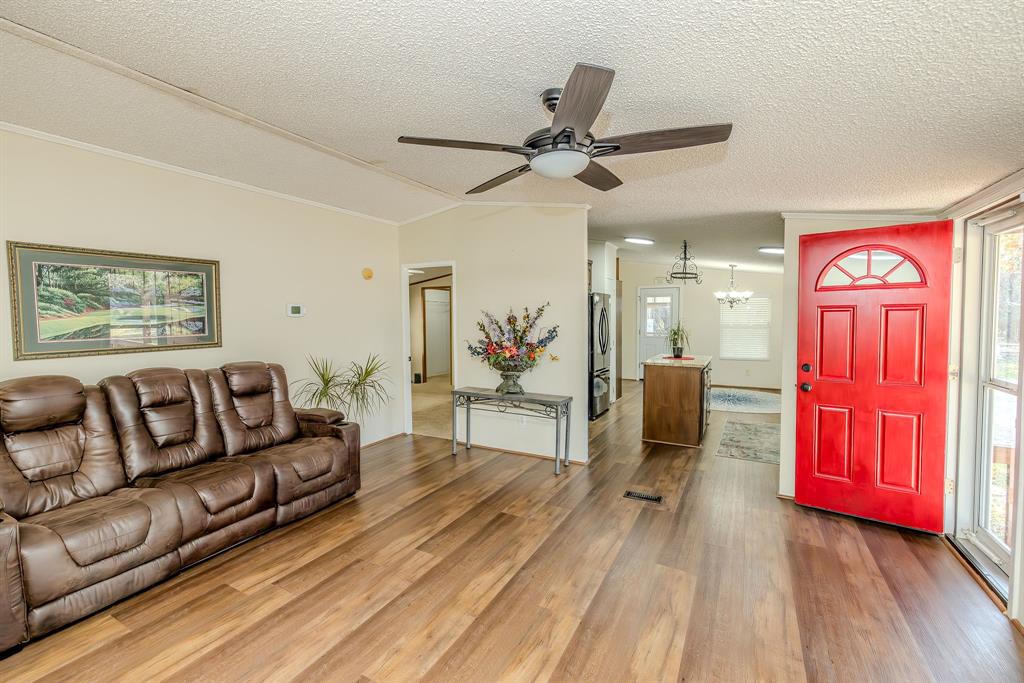 1948 Quail Run Lane Property Photo 8