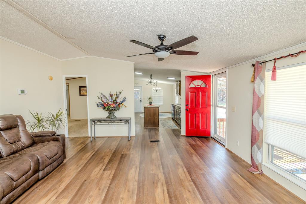 1948 Quail Run Lane Property Photo 9