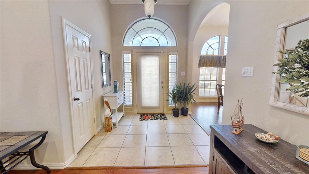 6705 Forest Oaks Court Property Photo 4