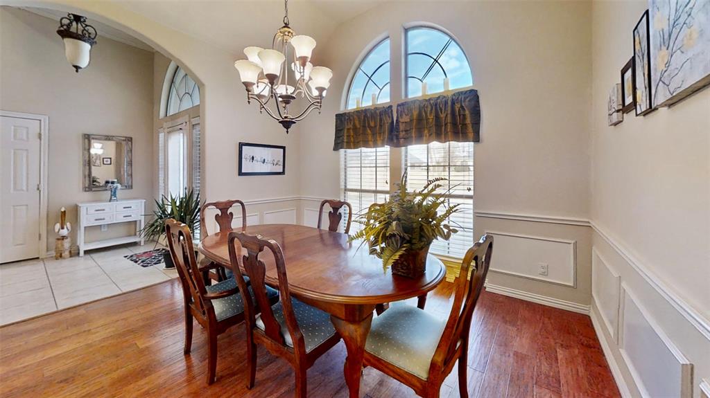 6705 Forest Oaks Court Property Photo 5
