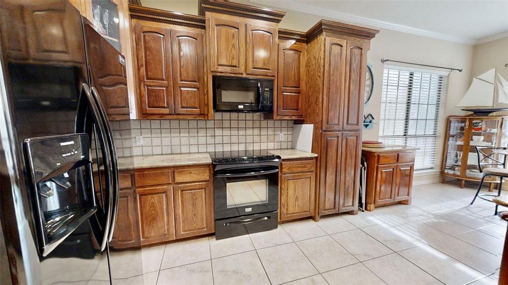 6705 Forest Oaks Court Property Photo 14