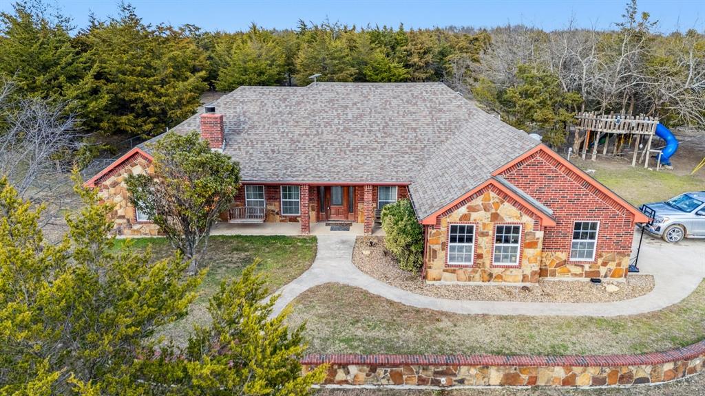 171 Chestnut Road Property Photo