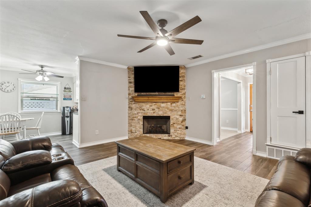 719 Blue Grass Drive Property Photo