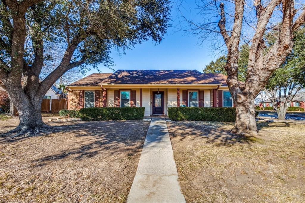 405 Wind Wood Drive Property Photo 1