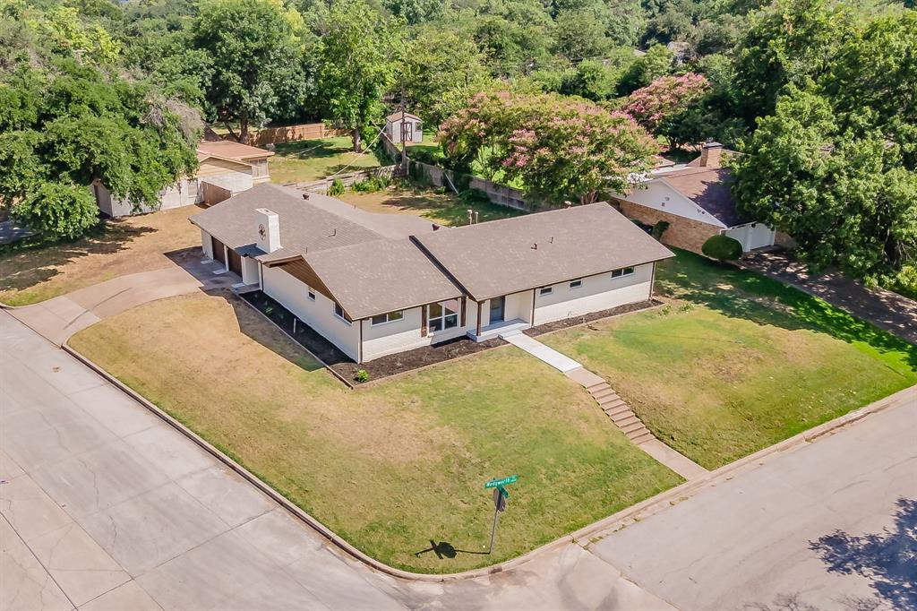 5801 Wedgworth Property Photo