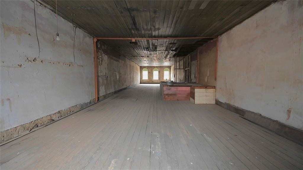 111 W Gilbert Street Property Photo 14
