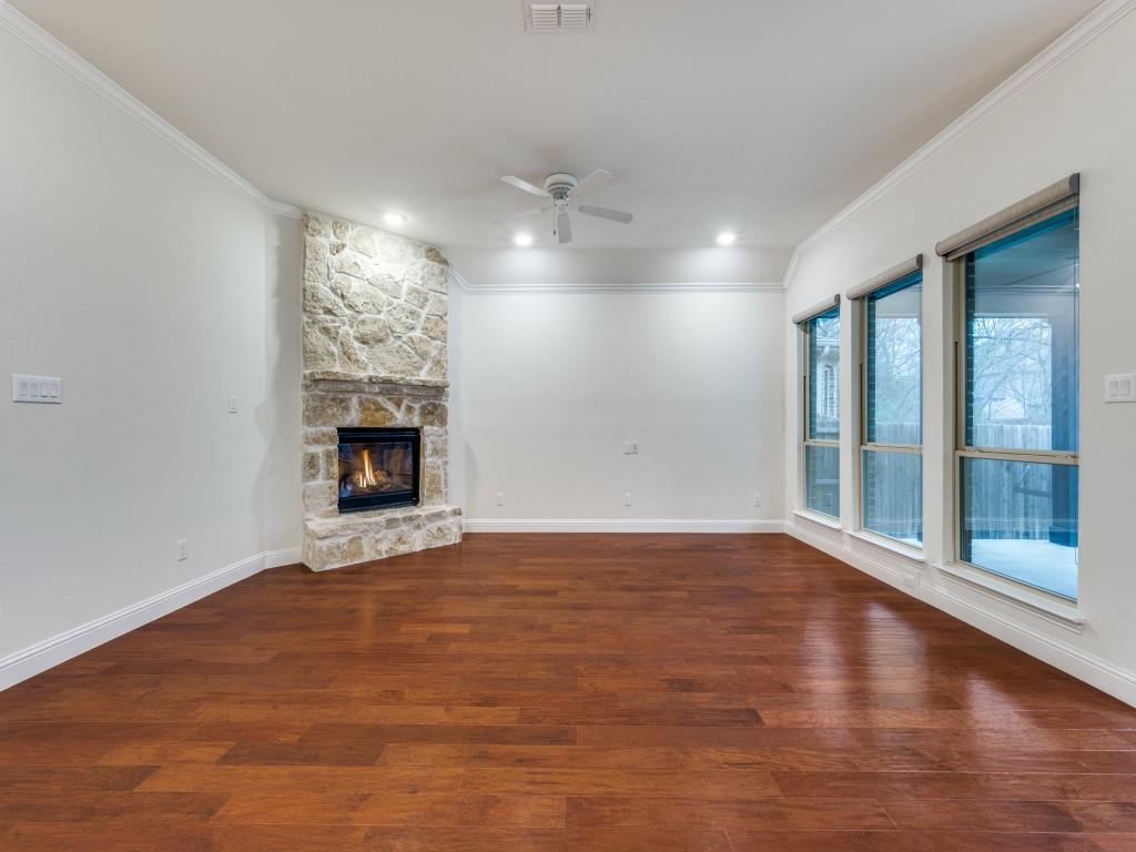 1117 Tollcross Drive Property Photo 7