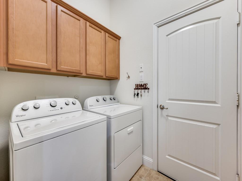 1117 Tollcross Drive Property Photo 20