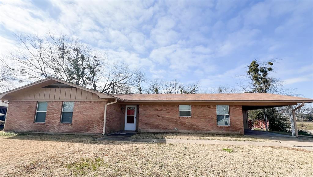 2501 Park Street Property Photo 1
