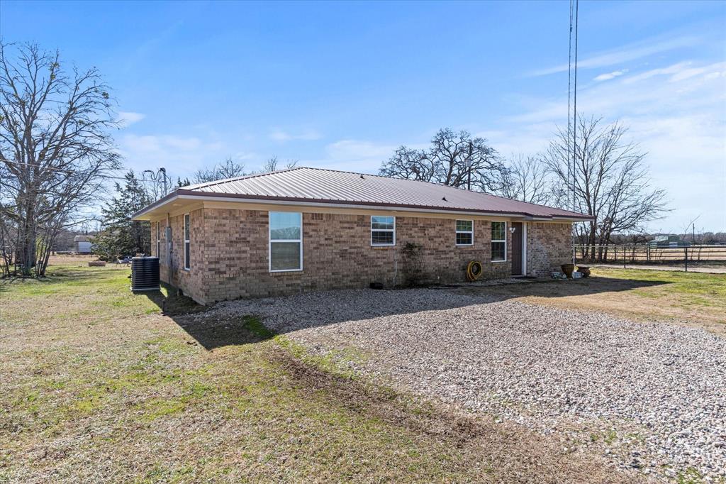 1008 Vz County Road 3809 Property Photo 3