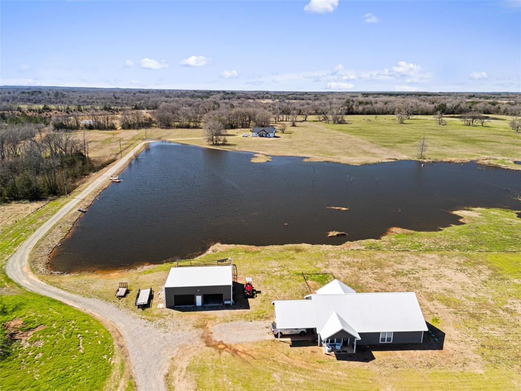 385 County Road 3104 Property Photo 1