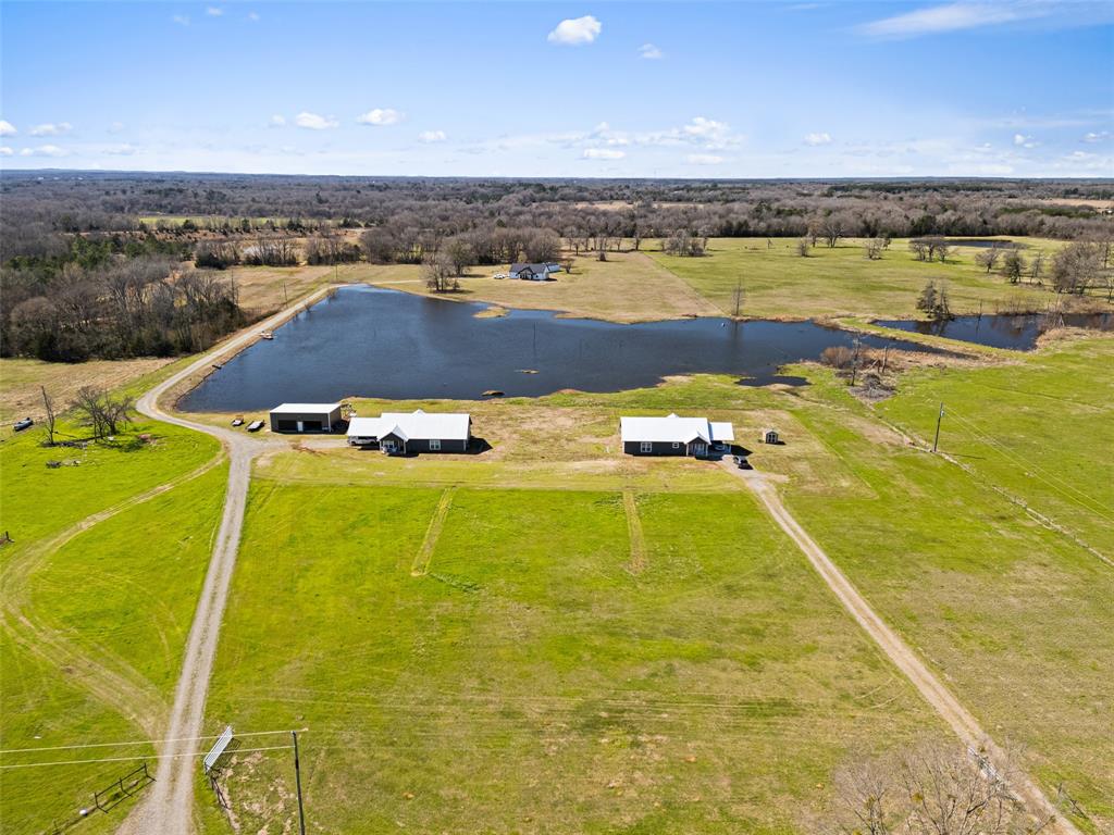 385 County Road 3104 Property Photo 1
