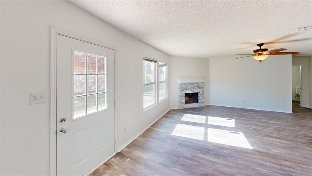 2541 Timberbrook Trail Property Photo 6