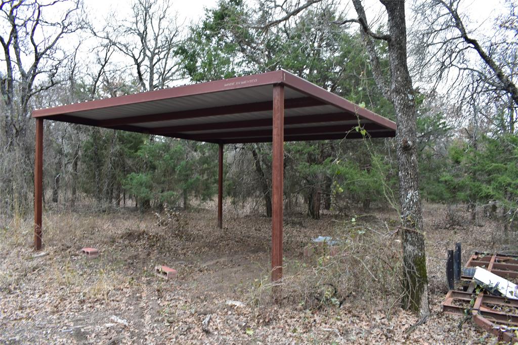 393 409 Private Road Property Photo 4