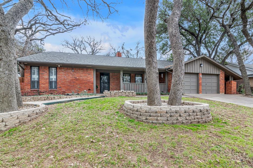 3402 Yellowstone Drive Property Photo