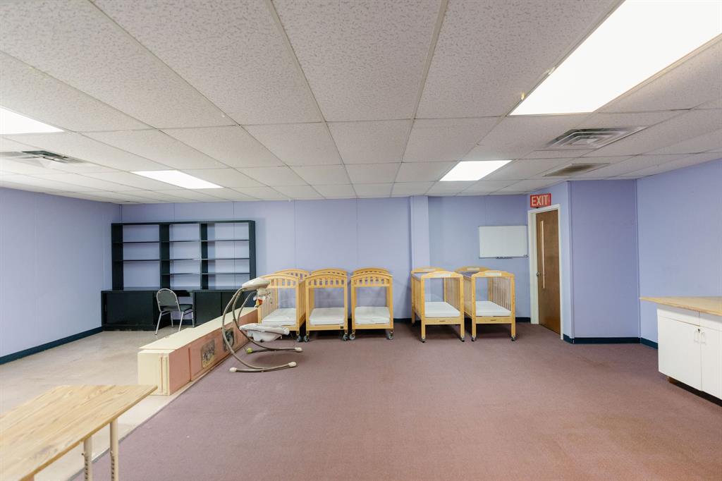 1522 Weeks Street Property Photo 30