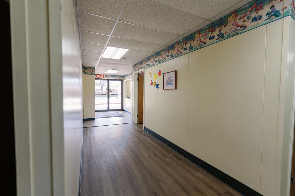 1522 Weeks Street Property Photo 31