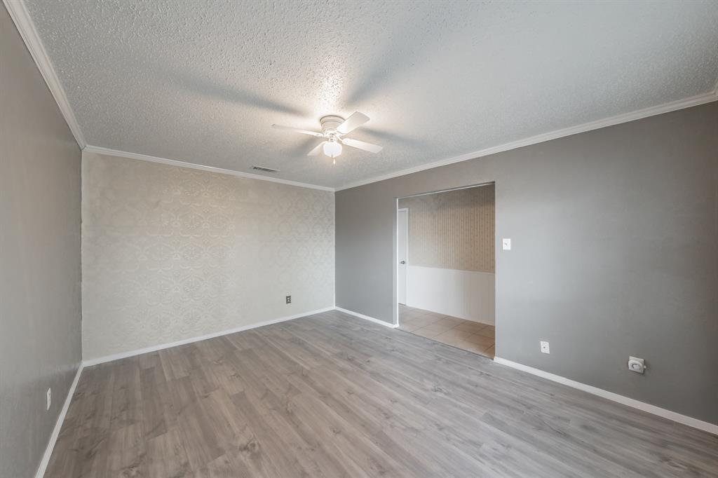 2111 Avalon Lane Property Photo 6