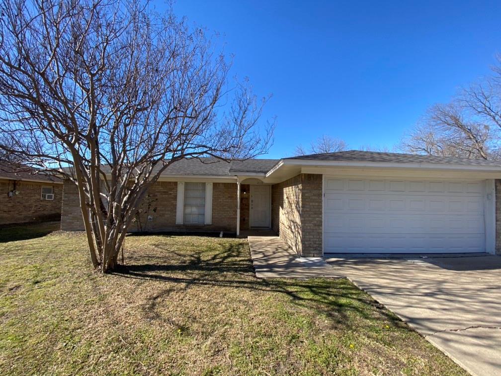 213 Anderson Street Property Photo
