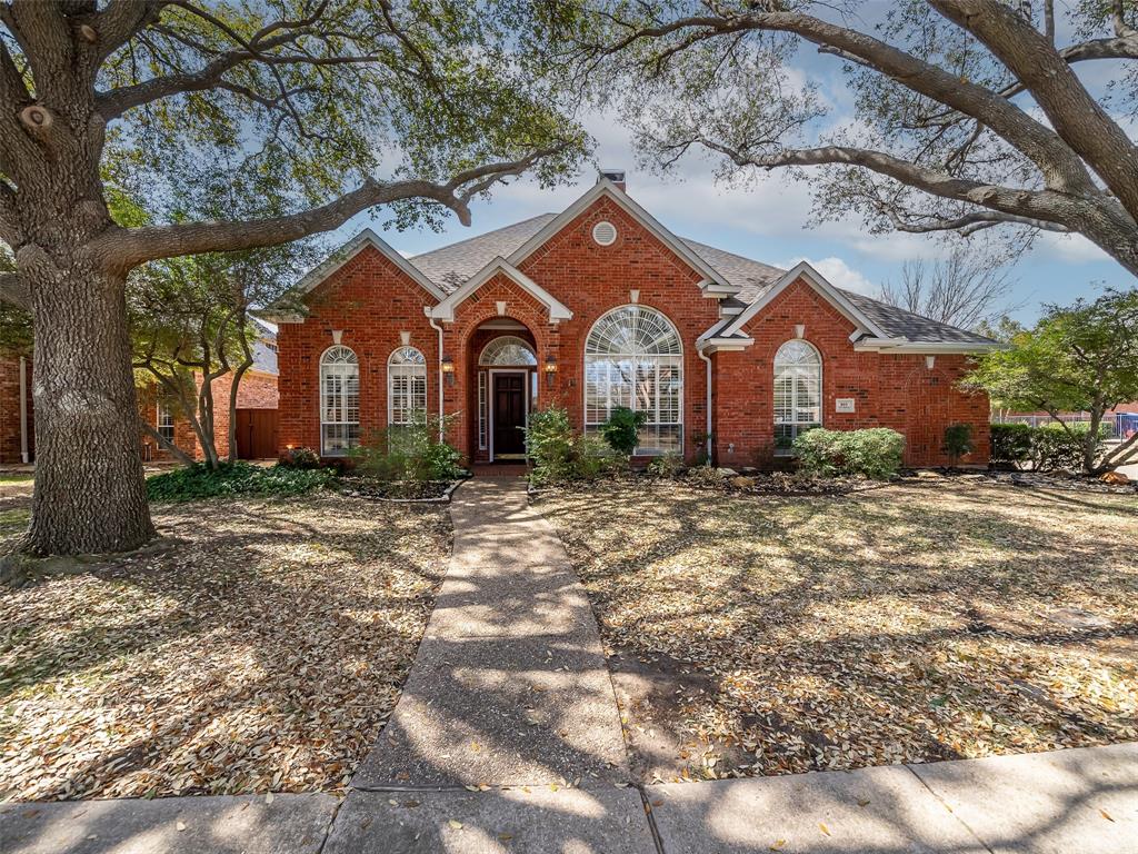 805 Twin Creeks Drive Property Photo