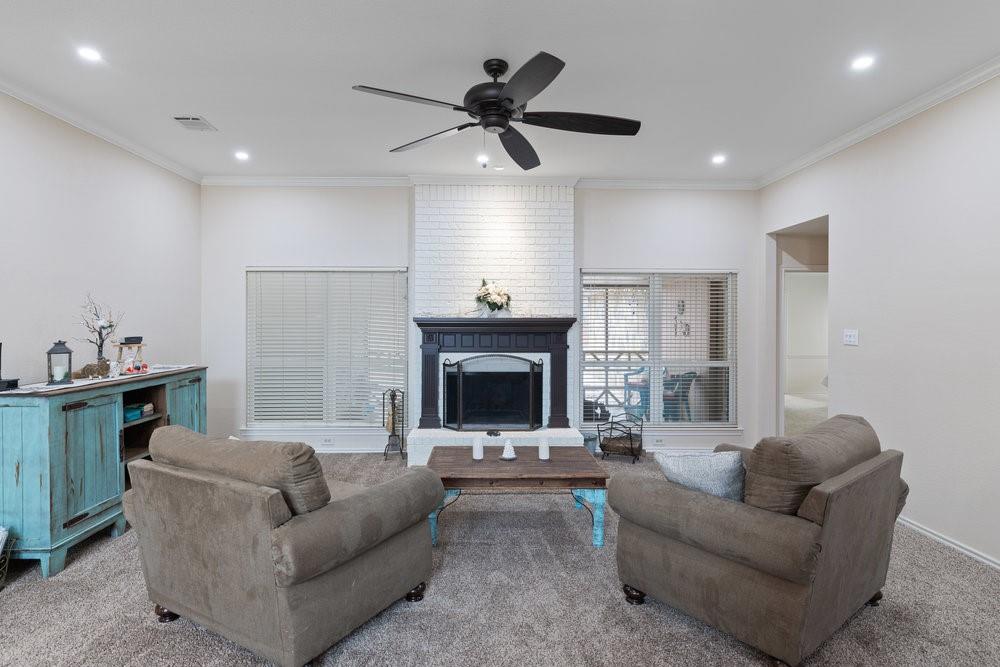 709 Evergreen Drive Property Photo