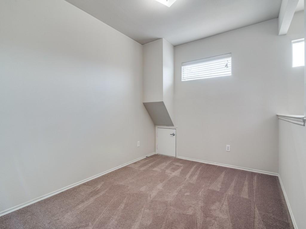 2216 Stonebrook Lane Property Photo 16