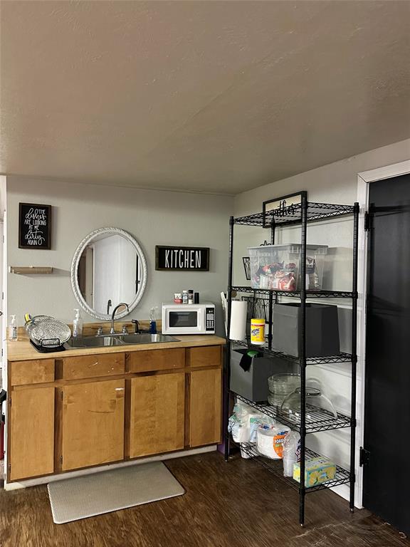139 Kent Property Photo 9