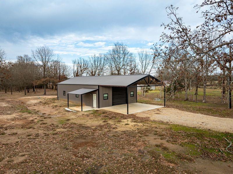 857 Cr 44800 Property Photo