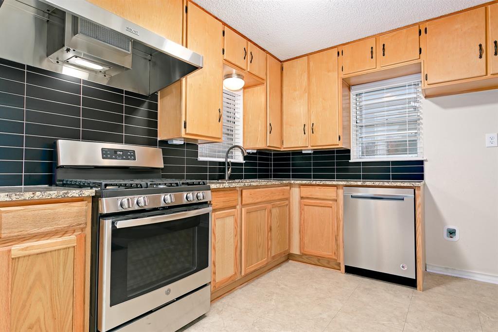 2418 Costa Mesa Drive Property Photo