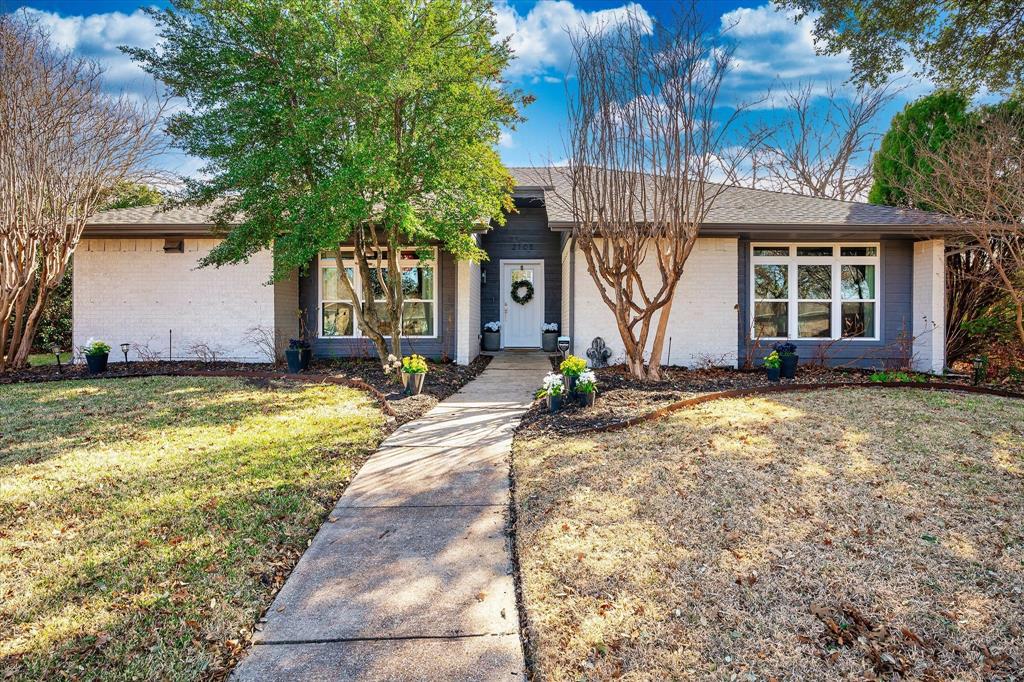 2105 Lyon Court Property Photo