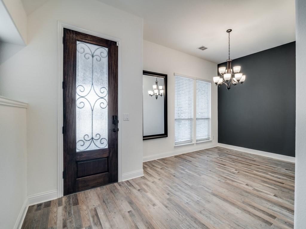 1912 Frediano Lane Property Photo 2