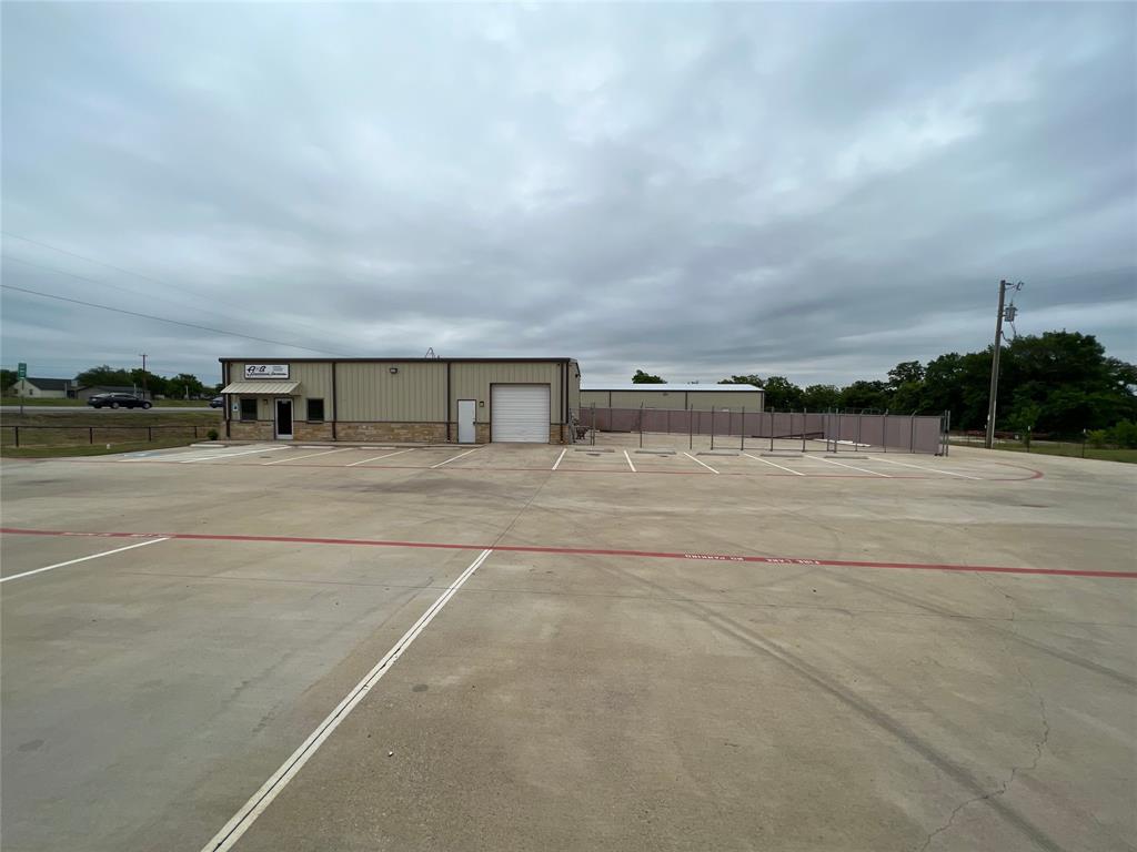4230 E Highway 67 Property Photo 2