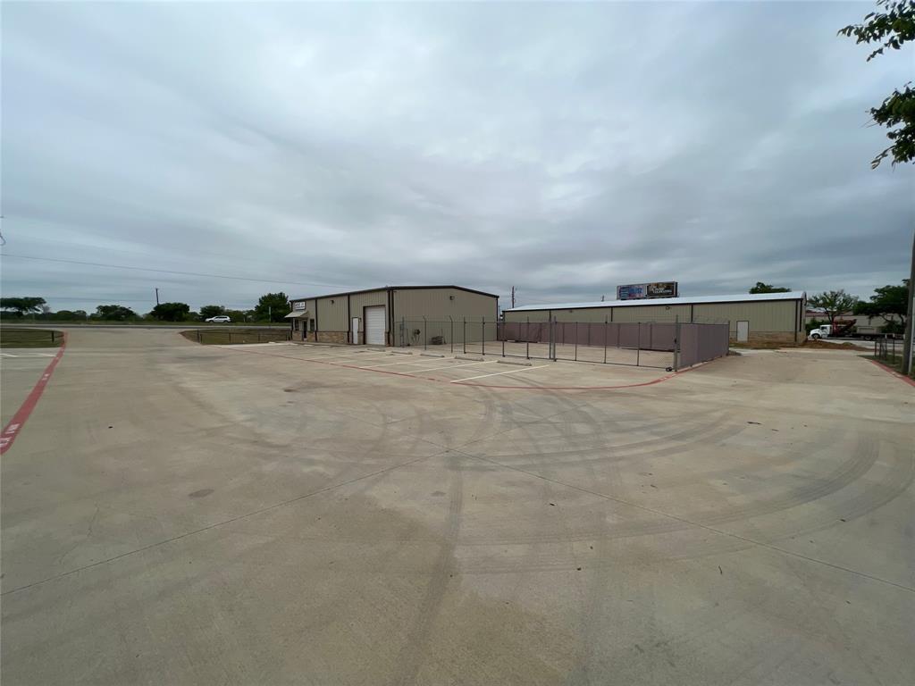 4230 E Highway 67 Property Photo 4