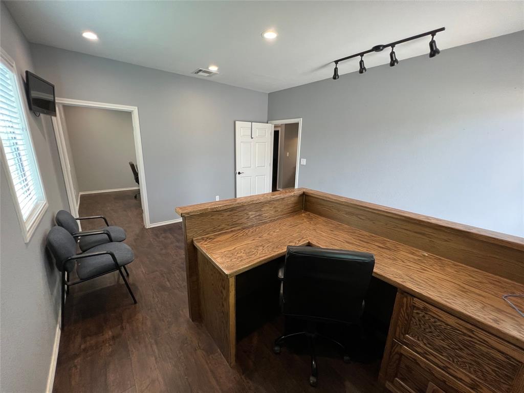 4230 E Highway 67 Property Photo 8