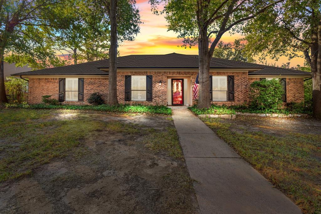 1708 Wimbleton Drive Property Photo 1