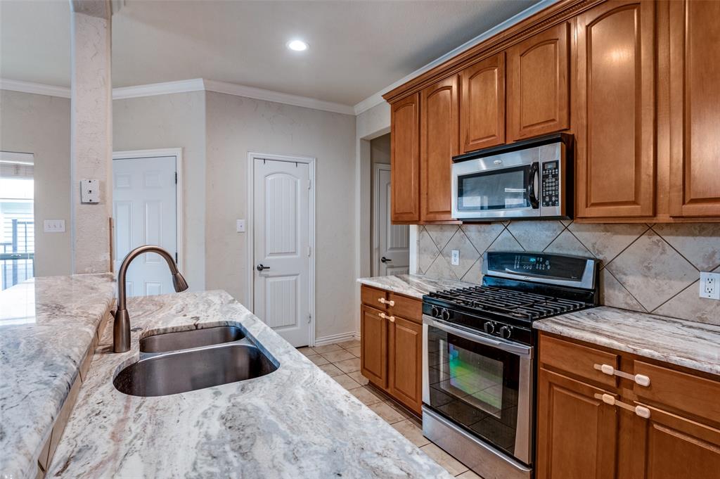 8700 Paradise Drive Property Photo 5