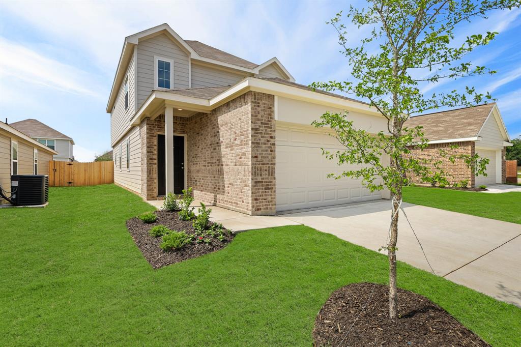 104 Arango Way Property Photo