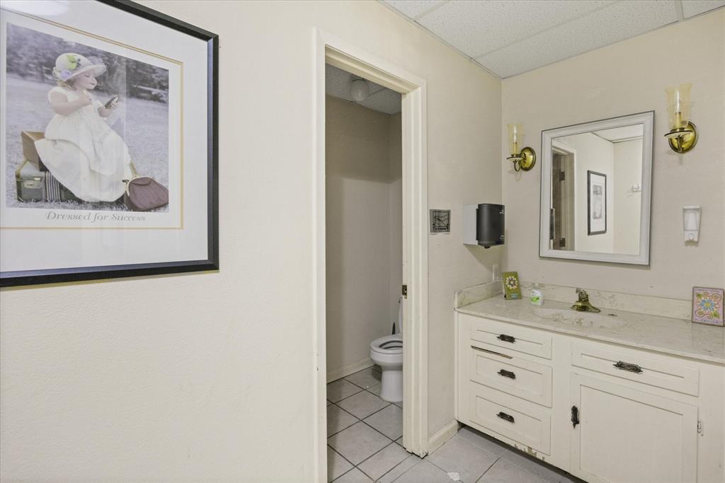 6605 Dan Danciger Road Property Photo 14