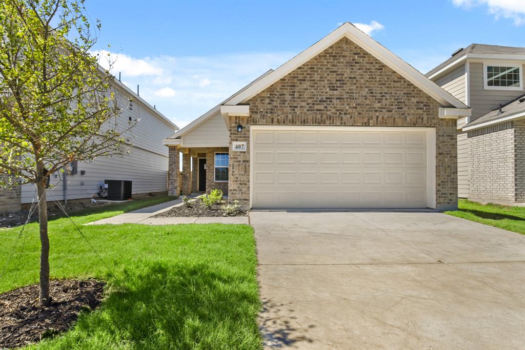 407 Woodhouse Way Property Photo