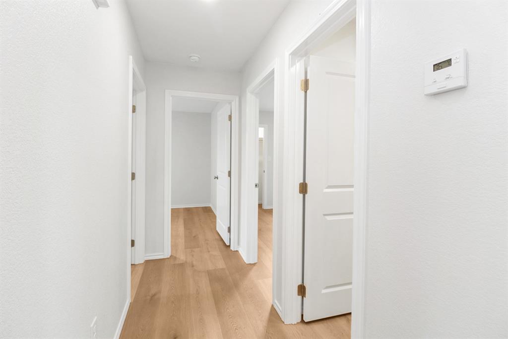 808 Bella Boulevard Property Photo 14